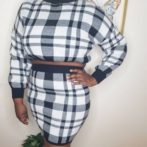 Lantern sleeve crop sweater and skirt set Large